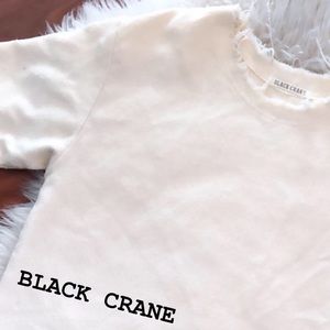 BLACK CRANE RAW EDGE TOP with scoop neck
